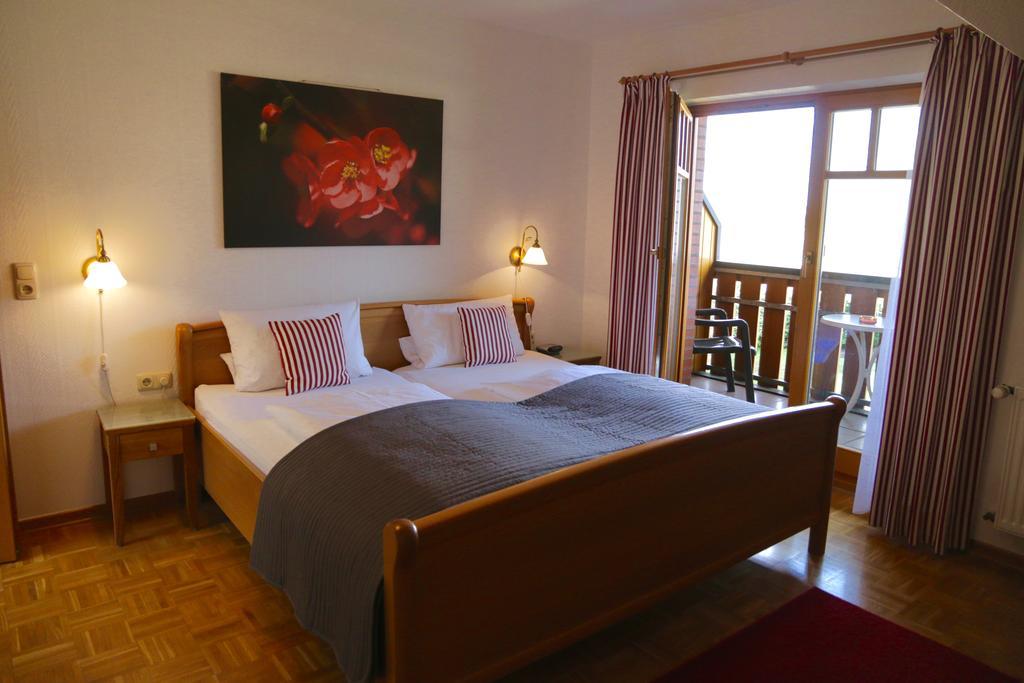 Hotel Waldgasthof Schoening Friesoythe Buitenkant foto